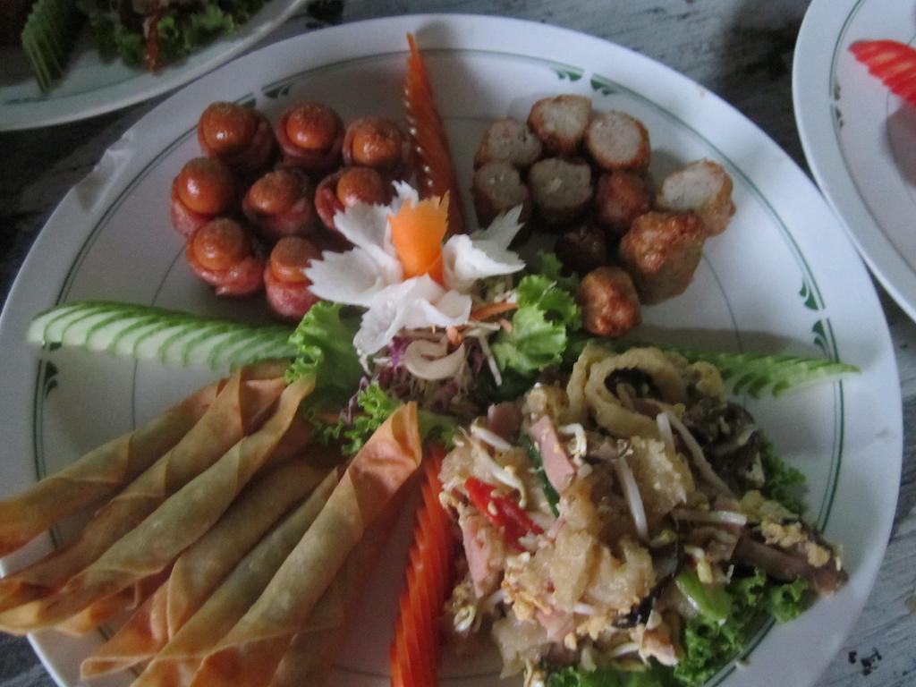 Lopburi Inn Hotel Екстериор снимка