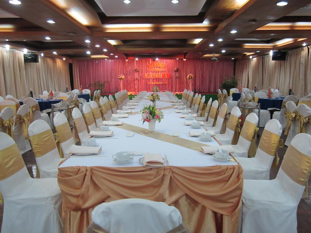Lopburi Inn Hotel Екстериор снимка