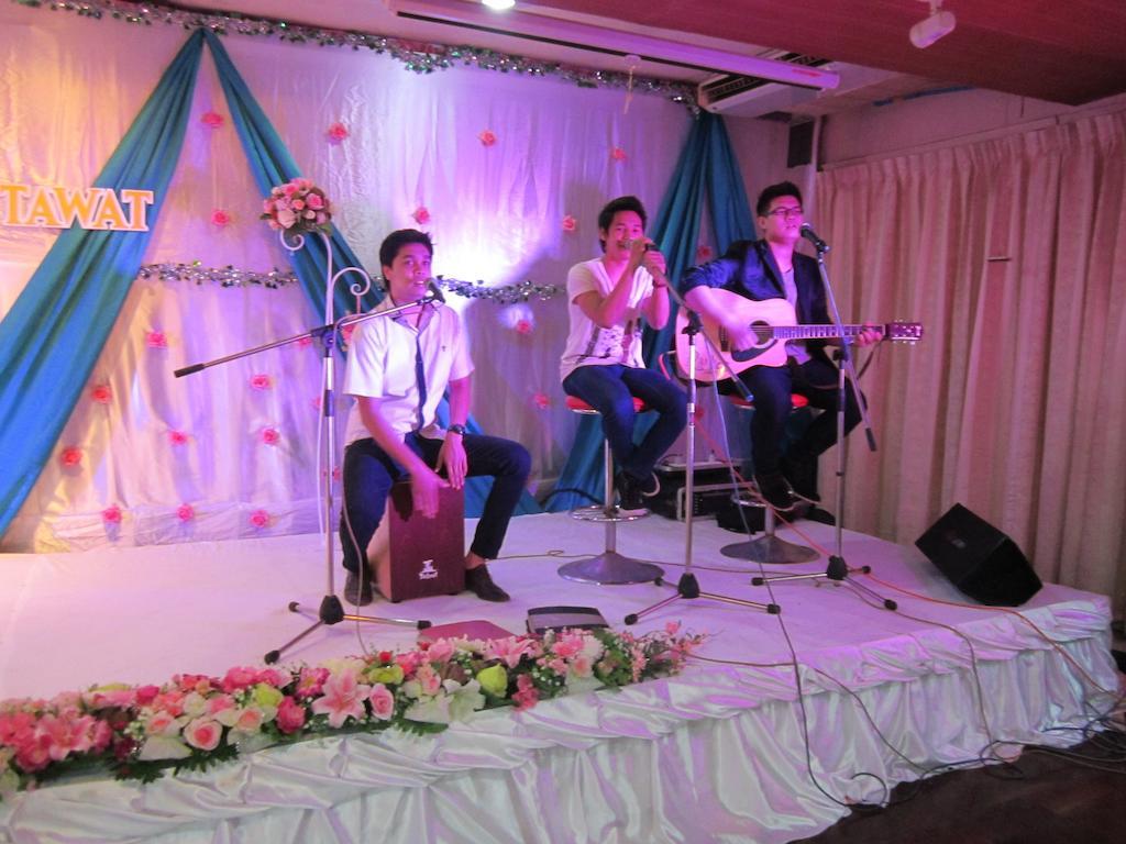 Lopburi Inn Hotel Екстериор снимка