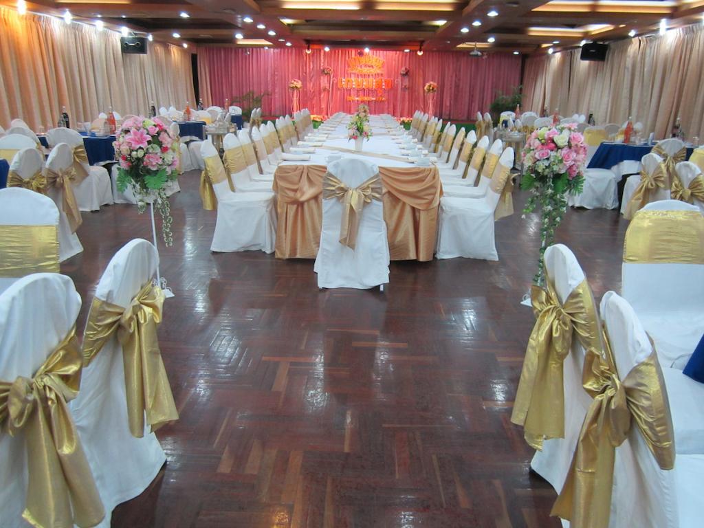 Lopburi Inn Hotel Екстериор снимка