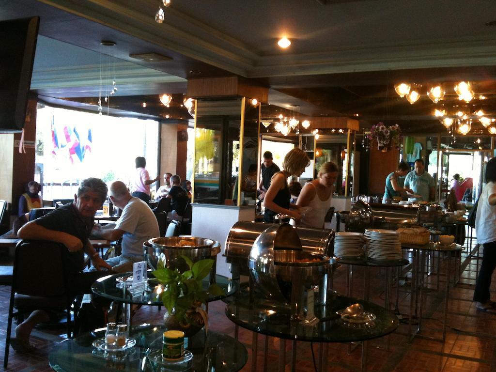 Lopburi Inn Hotel Екстериор снимка